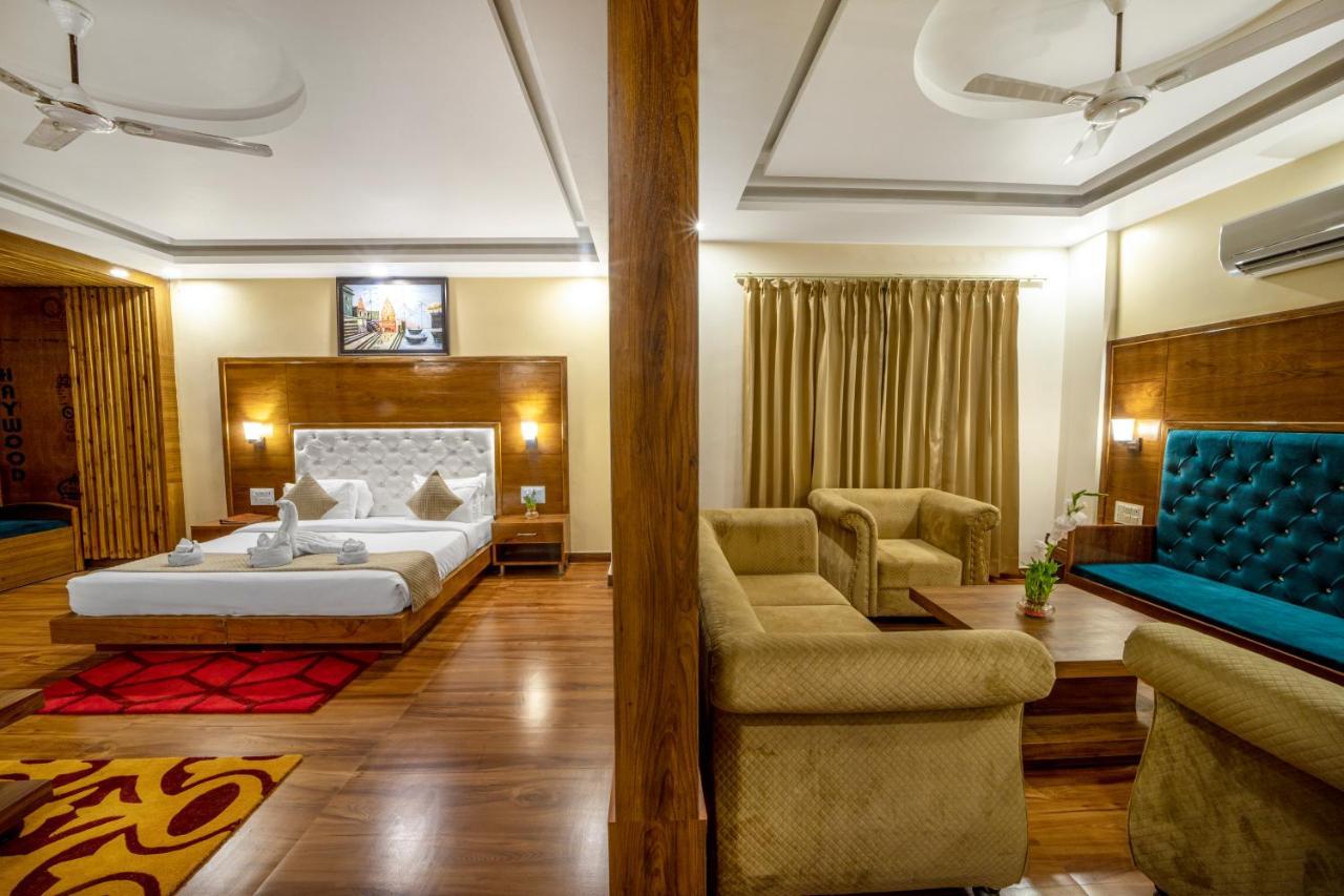 Hotel Divine Lakshmi Ganga Rishīkesh Eksteriør billede