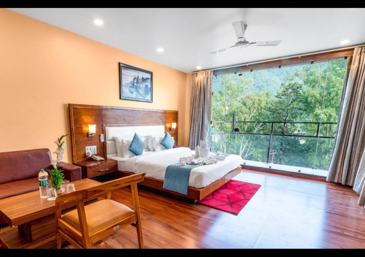 Hotel Divine Lakshmi Ganga Rishīkesh Eksteriør billede