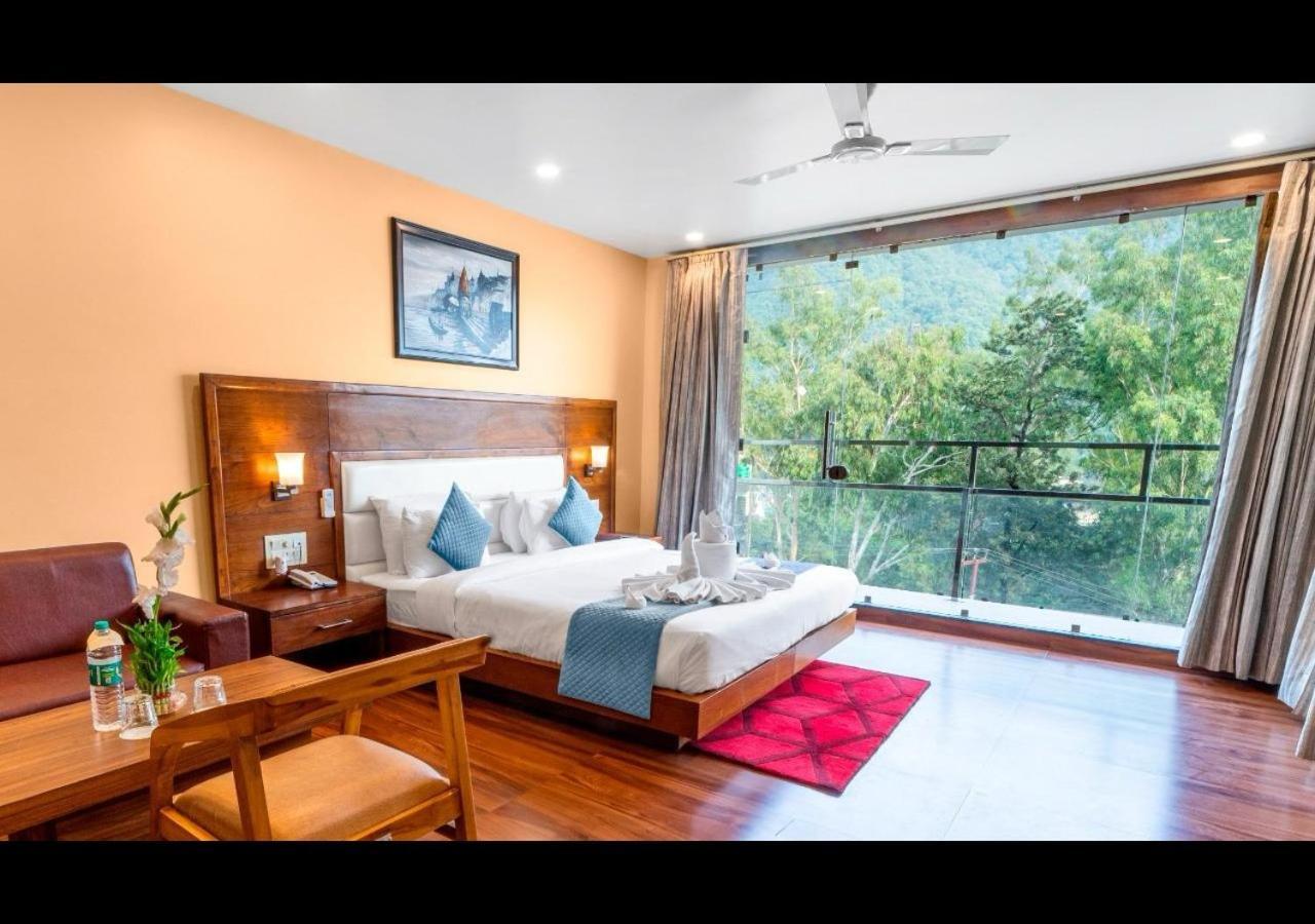 Hotel Divine Lakshmi Ganga Rishīkesh Eksteriør billede
